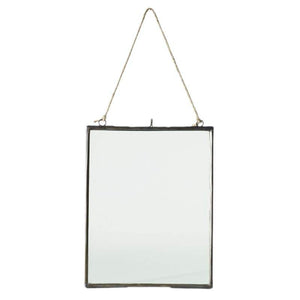 Hanging Metal Frame 8"x10.5"